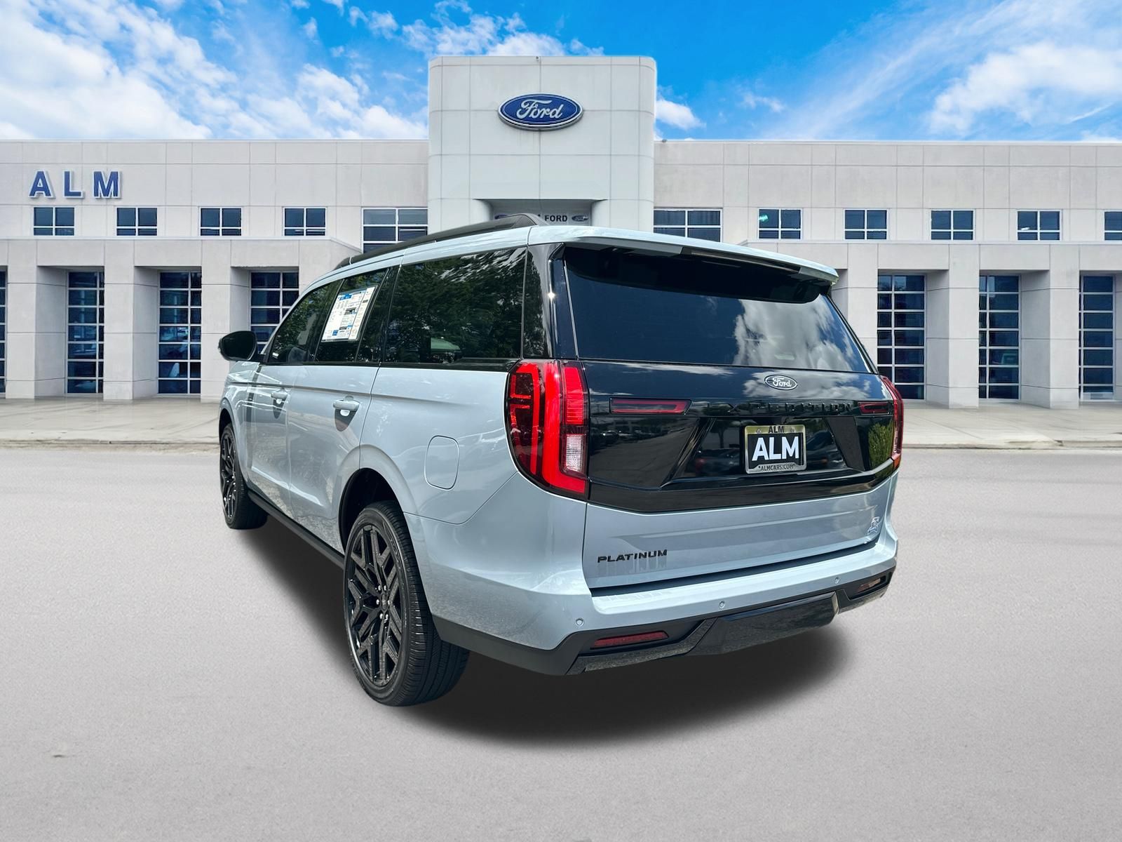 New 2026 Glacier Gray Metallic Tri-Coat Ford Platinum® image 8