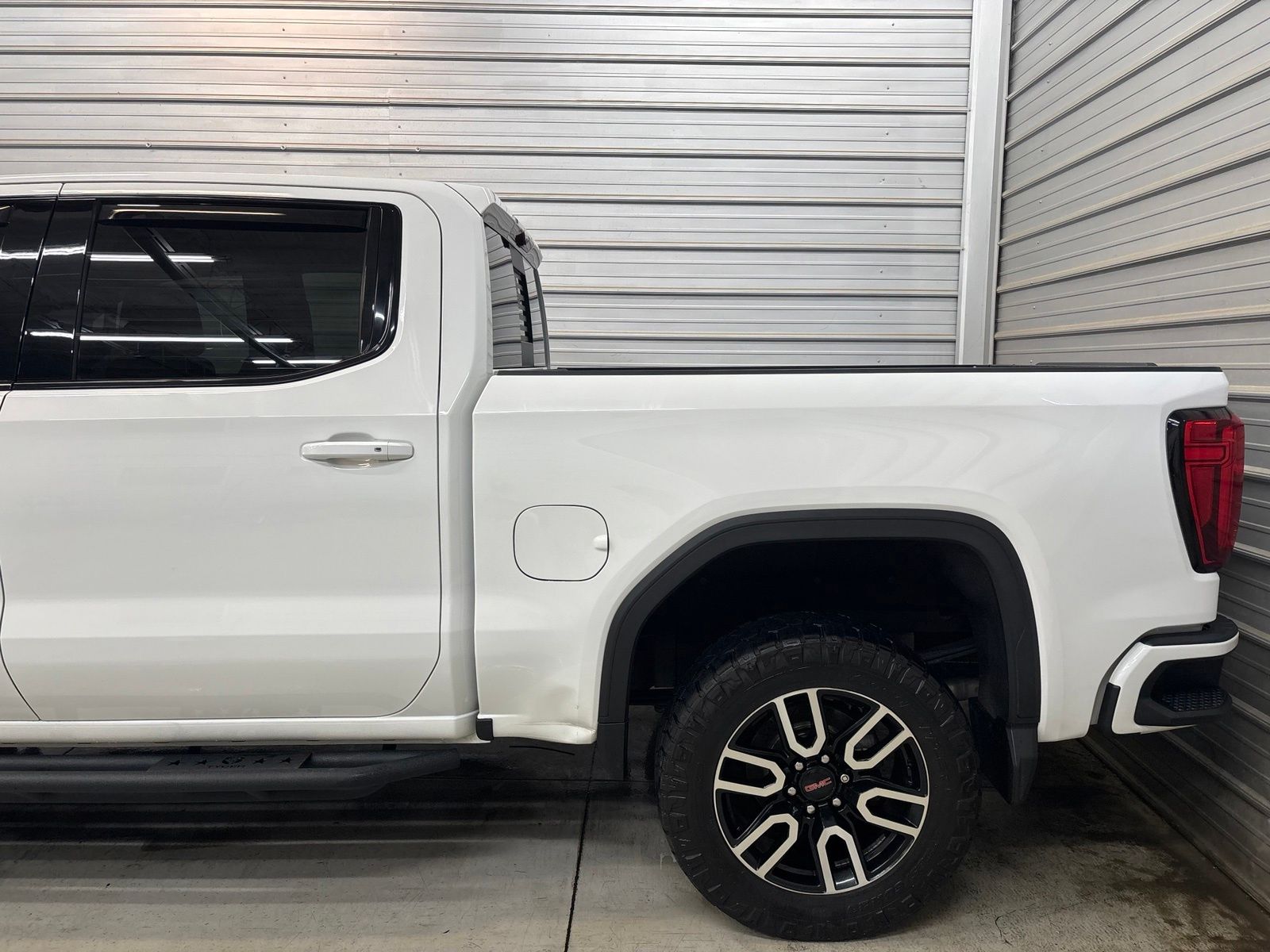 Photo 5 of 2020 GMC Sierra 1500 AT4