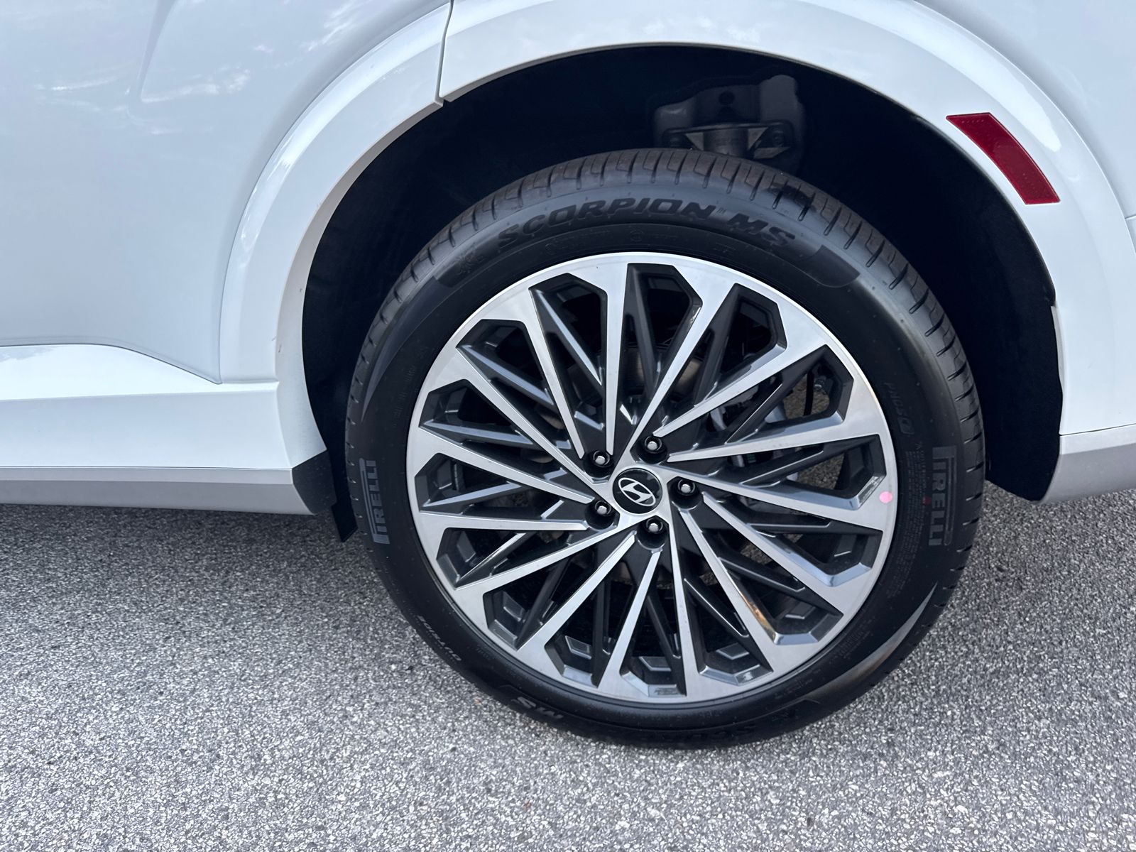 New 2026 White Hyundai Calligraphy image 21