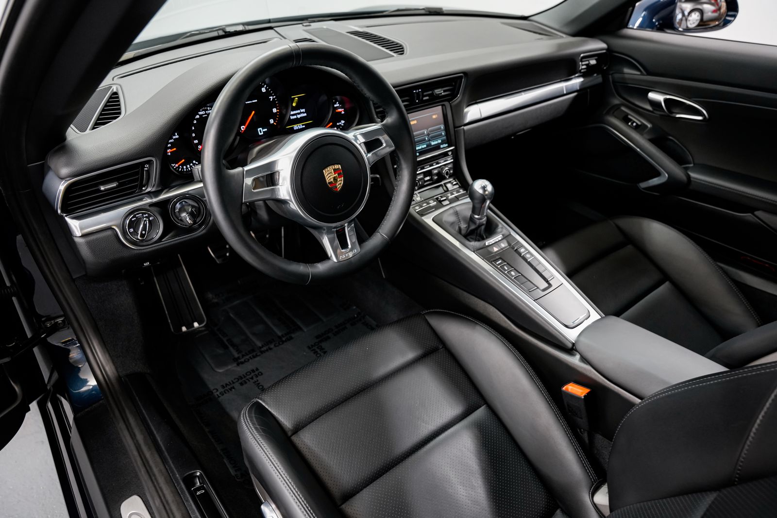 2014 Porsche 911 Carrera 4 — photo 8