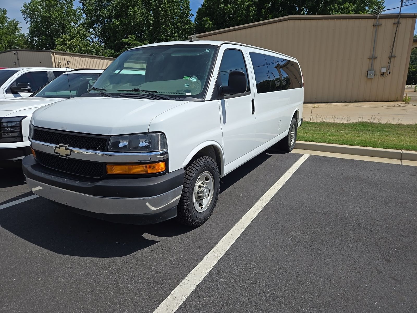2017 Chevrolet Express 3500 LT