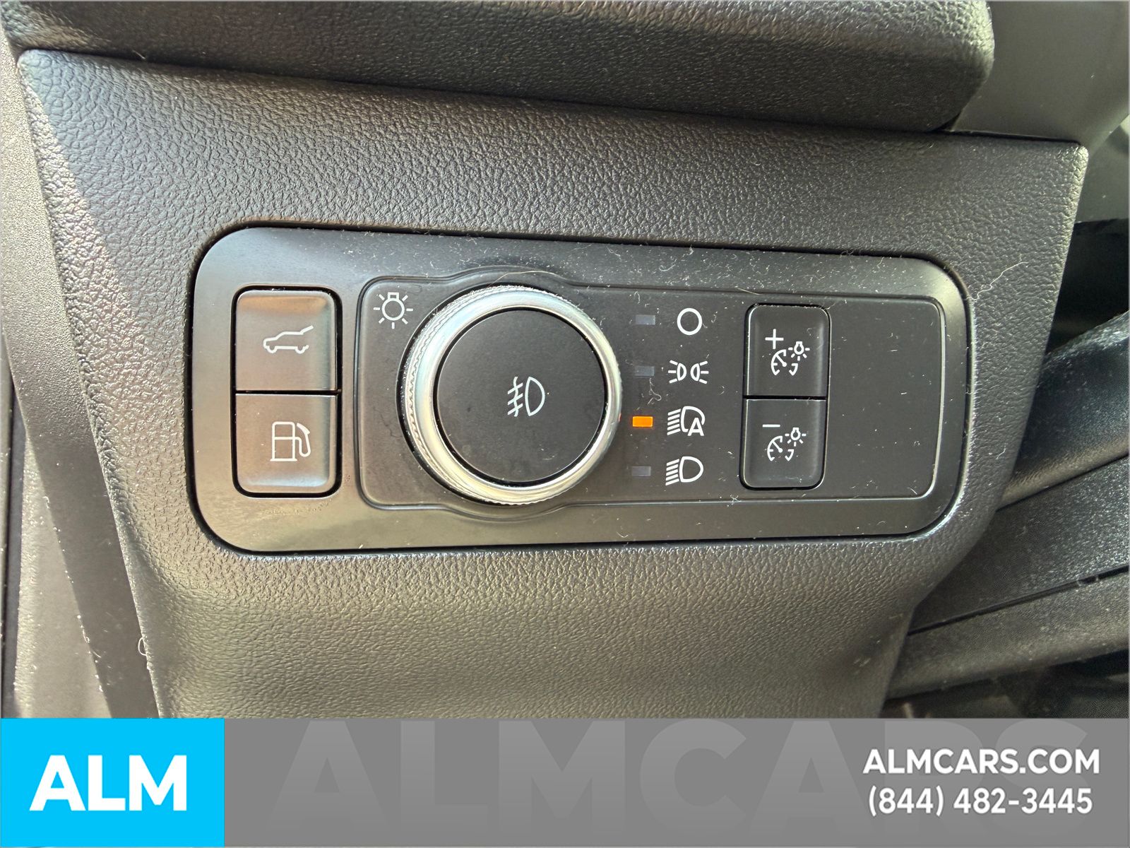Used 2022 White Ford SEL image 26