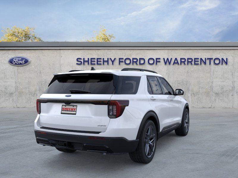 New 2026 Star White Metallic Tri-Coat Ford ST-Line image 8