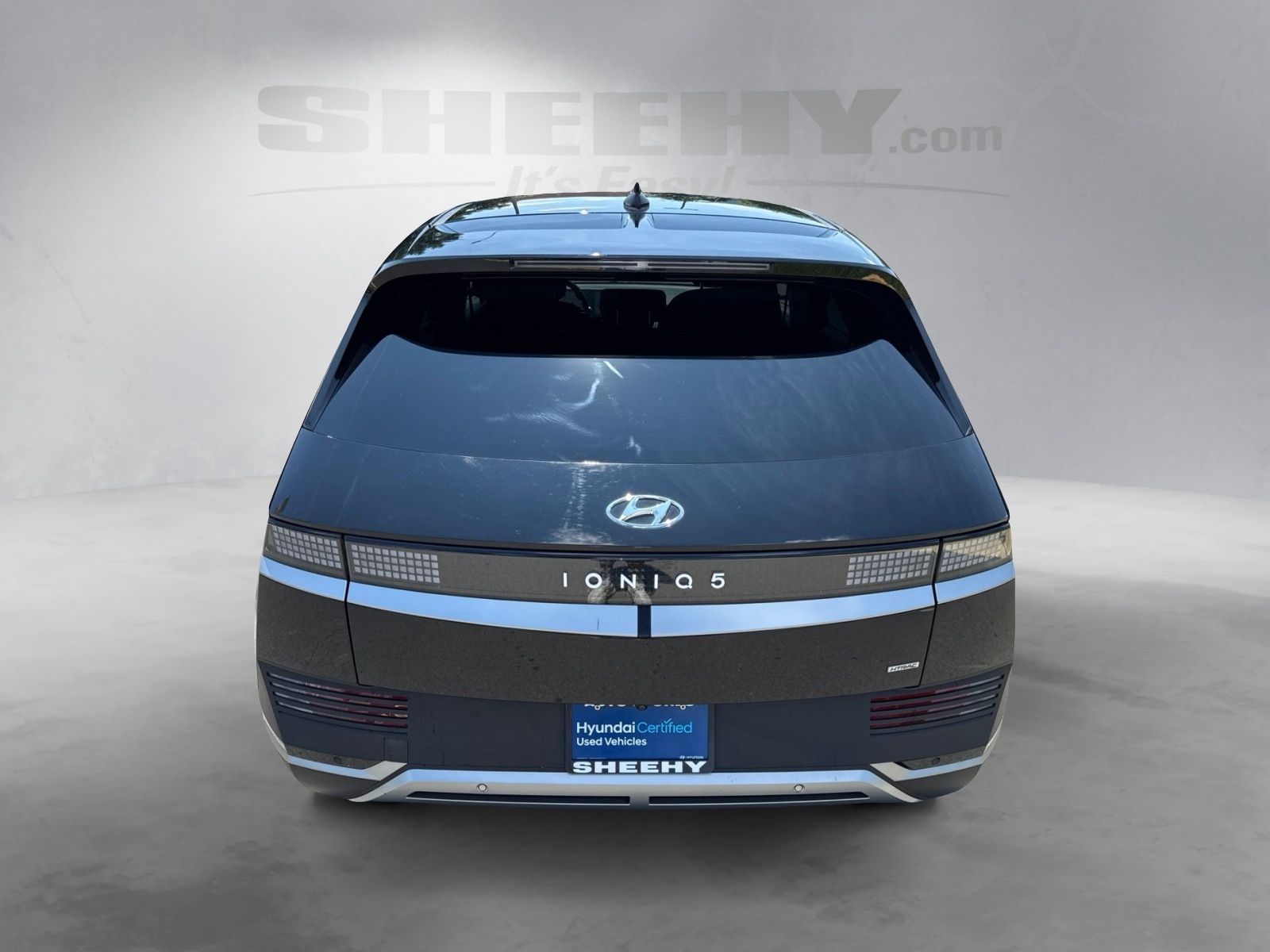 Used 2024 Black Hyundai SEL image 15