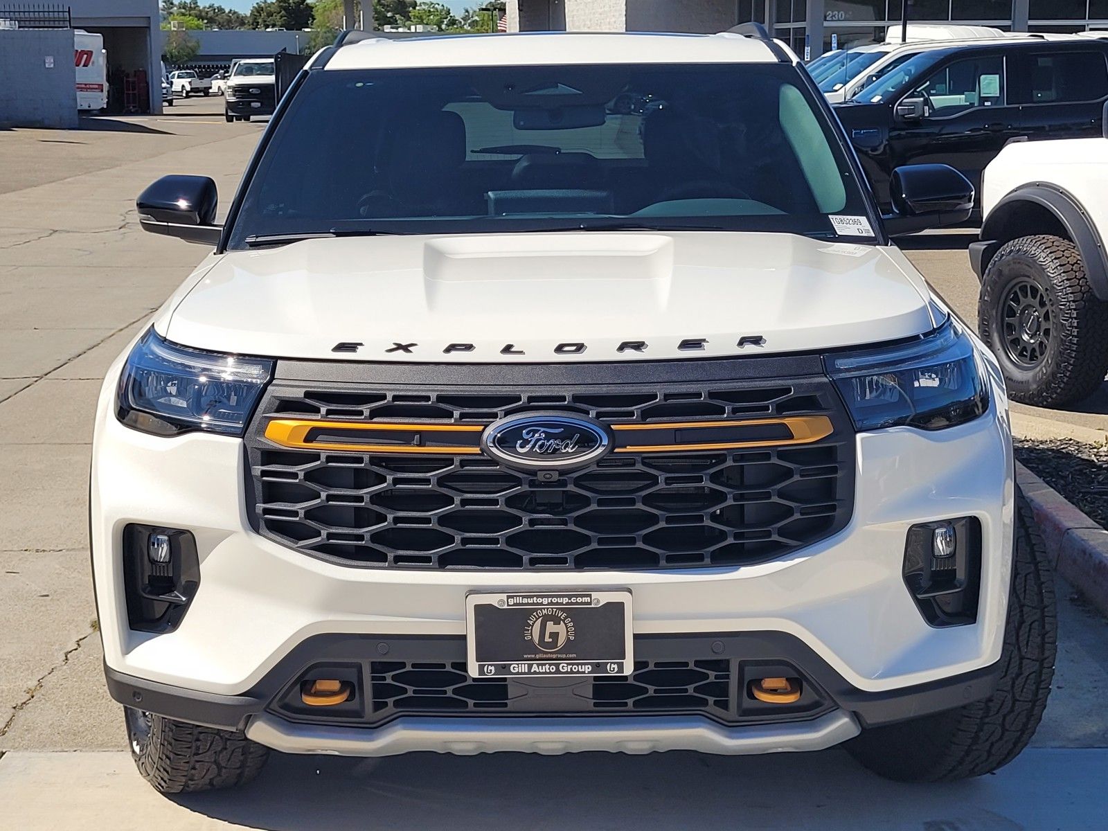 New 2026 White Ford Tremor image 2