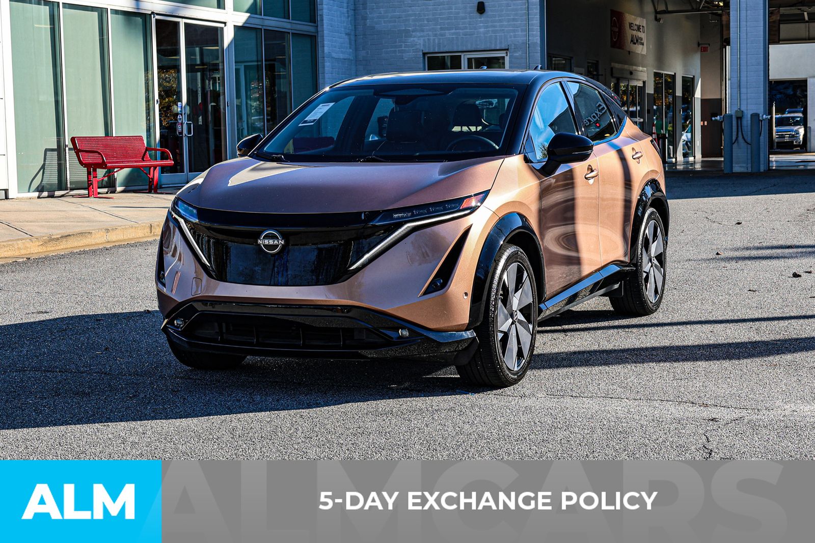 2023 Nissan ARIYA Platinum e-4ORCE photo 3