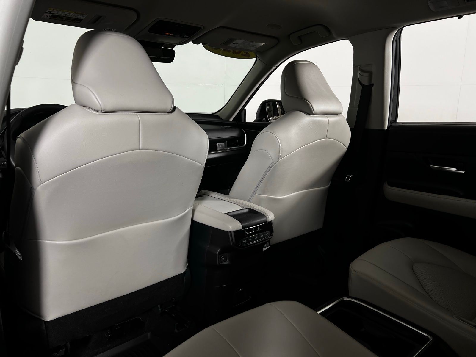 Thumbnail: 2025 Toyota Grand Highlander - 22