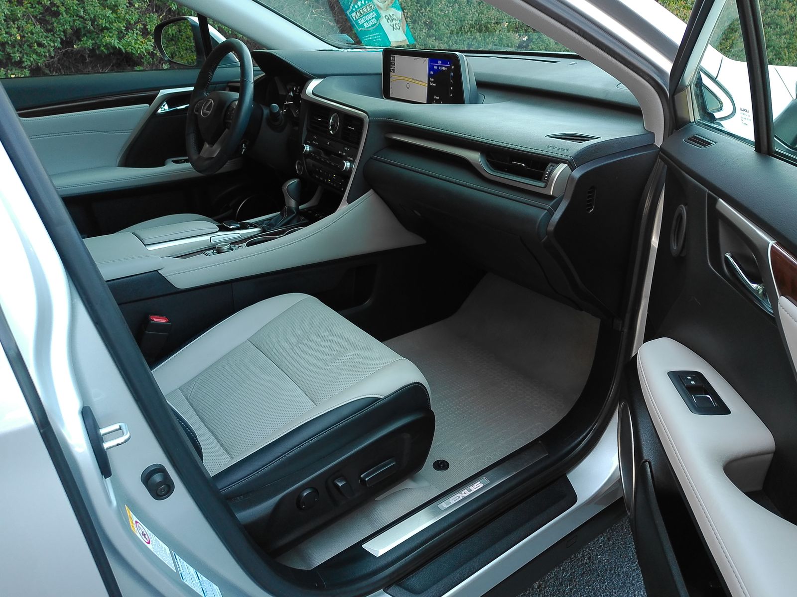 Used 2017 Silver Lexus 350 image 37