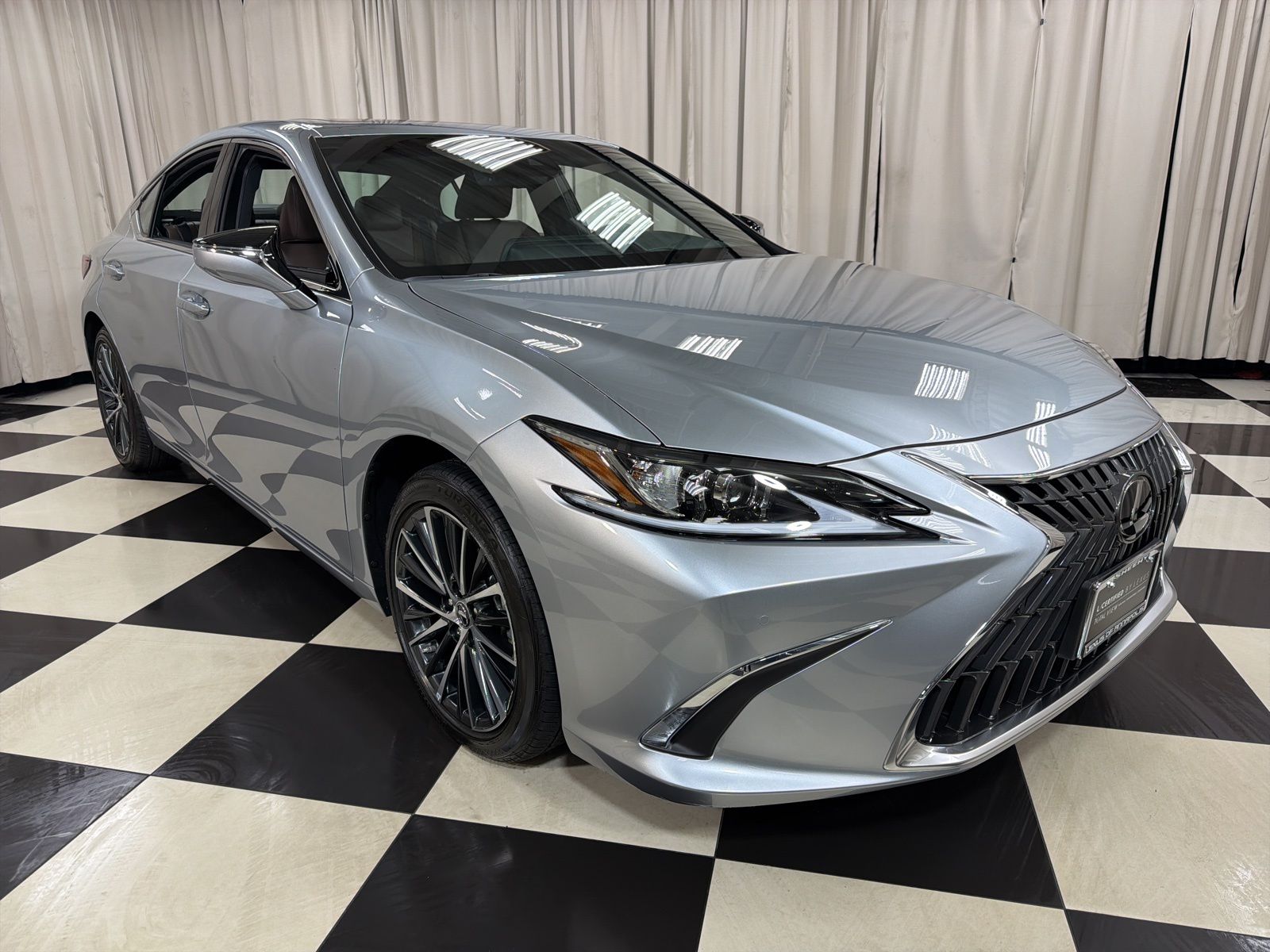 Iridium 2024 Lexus ES 350 FWD Sedan Front-Wheel Drive 8-Speed Automatic