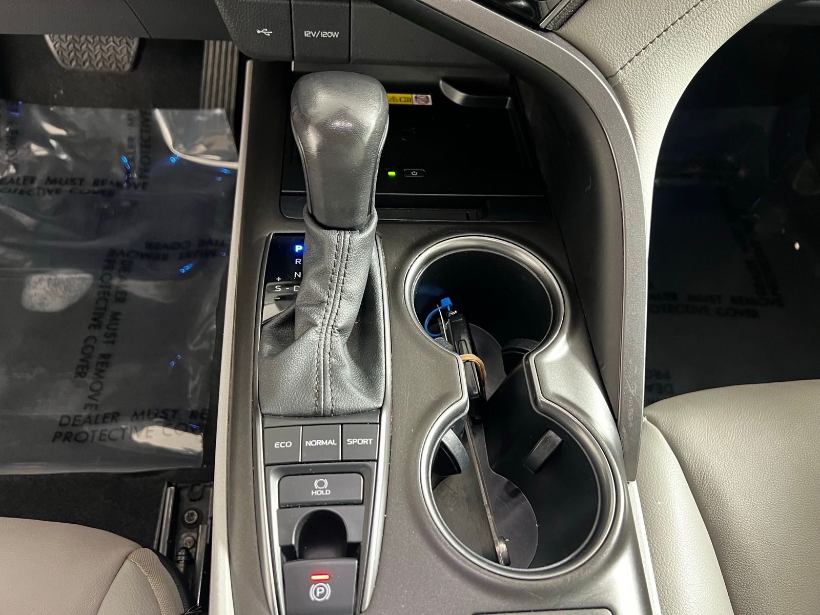 Thumbnail: 2024 Toyota Camry - 18