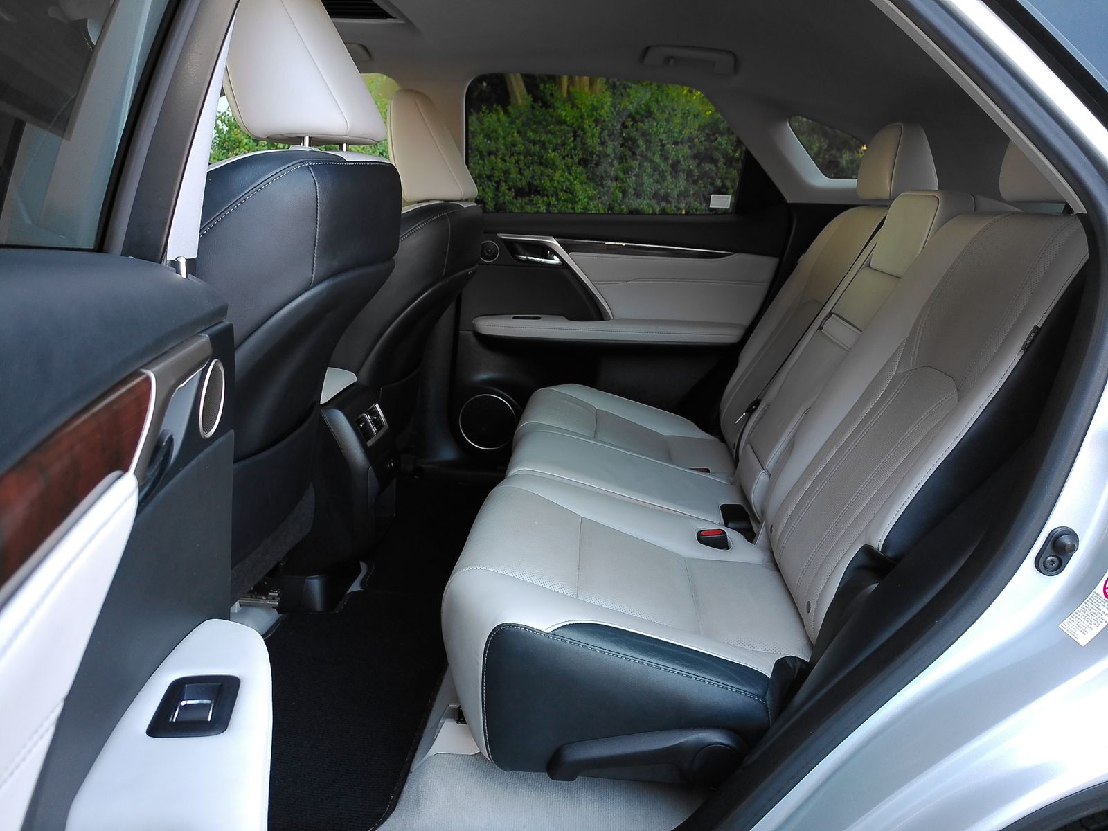 Used 2017 Silver Lexus 350 image 6