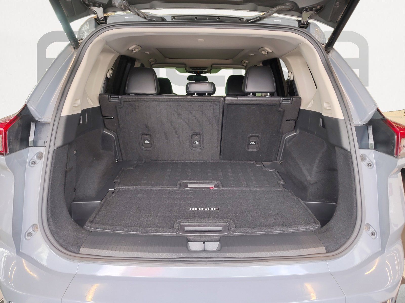 Used Car 2024 Nissan Rogue  Platinum For Sale Under $30,000 In San Antonio, Texas