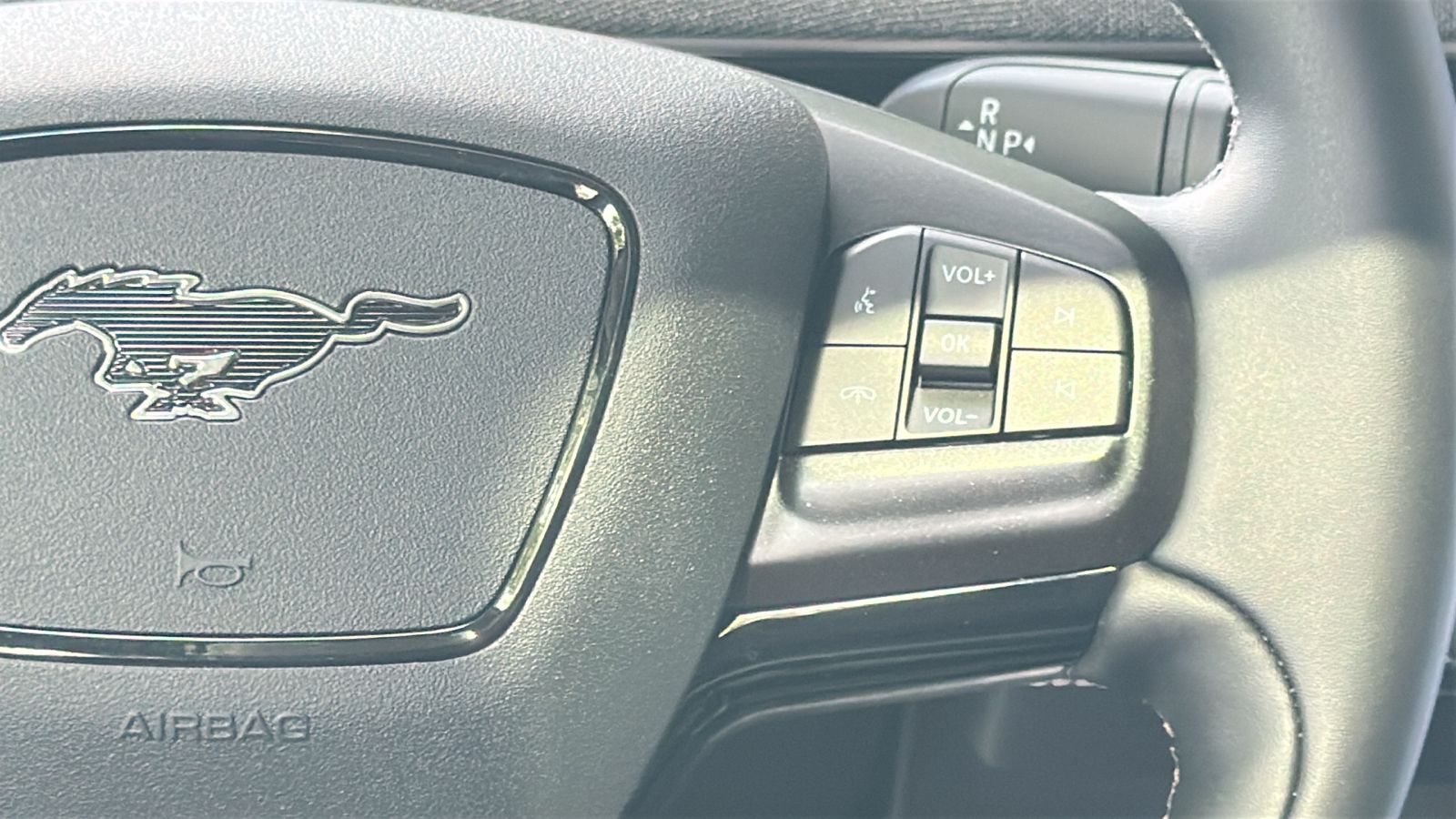 New 2026 Glacier Gray Metallic Tri-coat Ford Premium image 26
