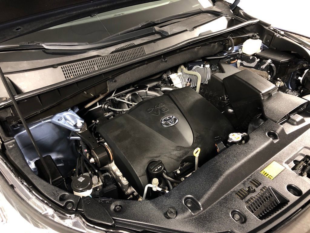 2019 Toyota Highlander XLE 10