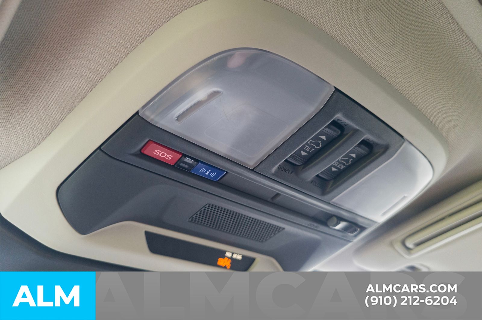 Used 2025 Sapphire Blue Pearl Subaru Premium image 36