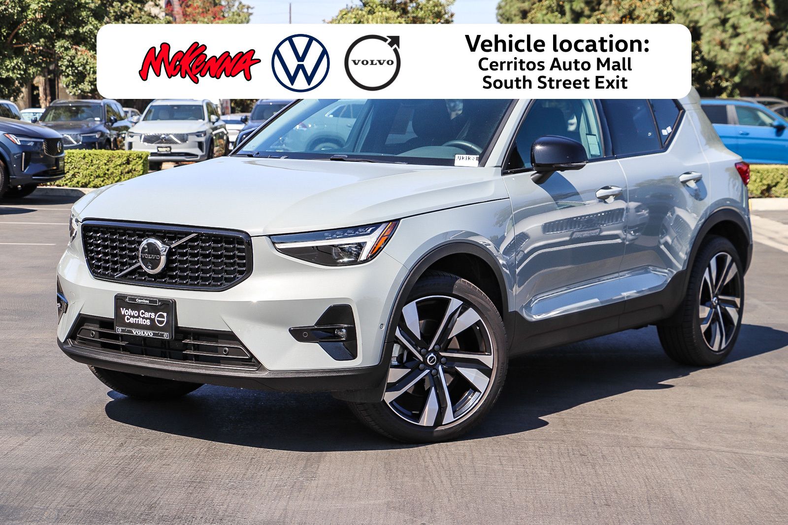  2026 Volvo XC40 B5 Ultra AWD   