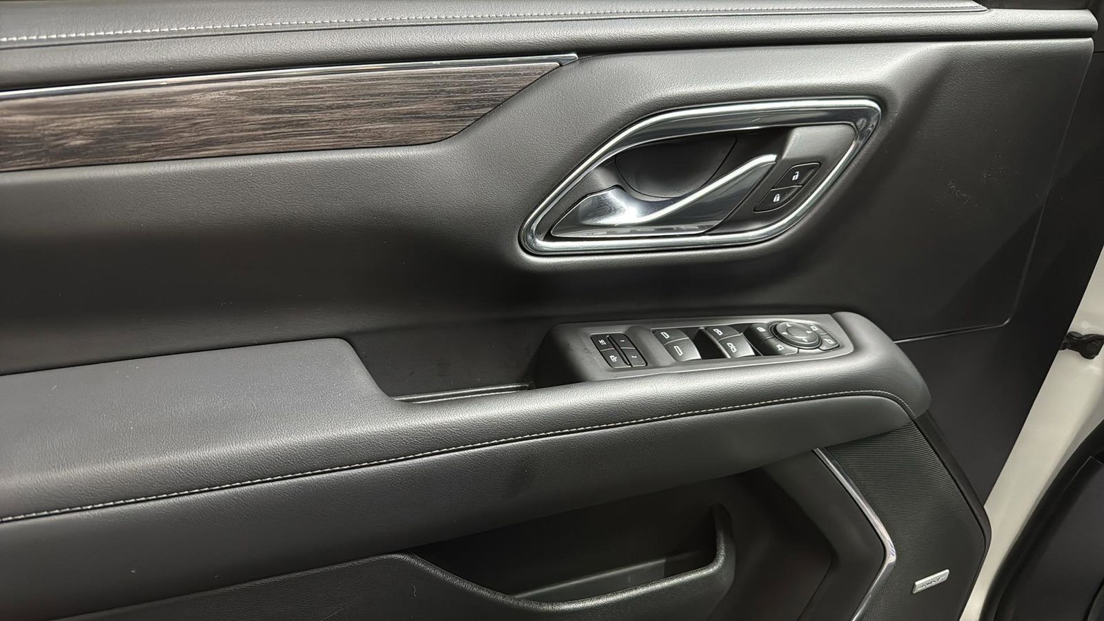 Used Car 2023 Chevrolet Suburban  Z71 For Sale Under $70,000 In Austin, Texas