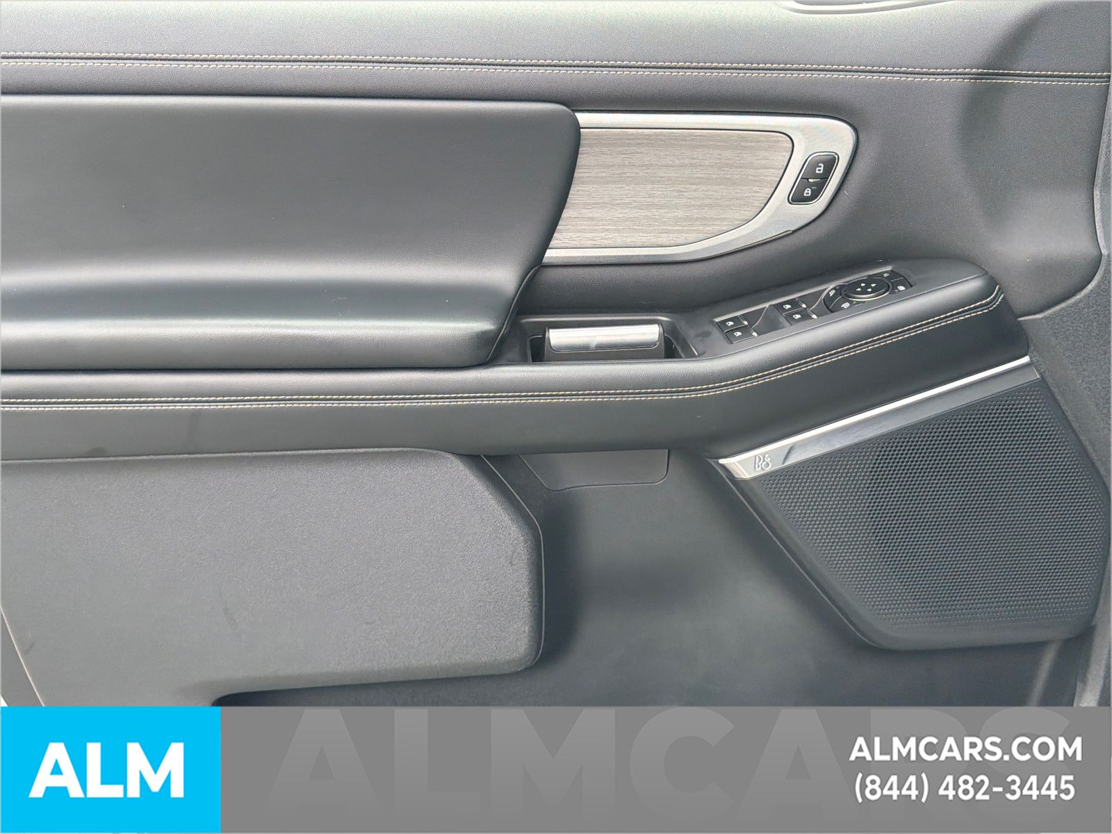 Used 2025 White Ford Platinum image 11