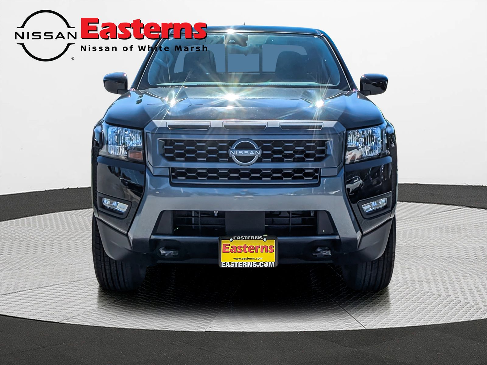 2025 Nissan Frontier SV photo 2