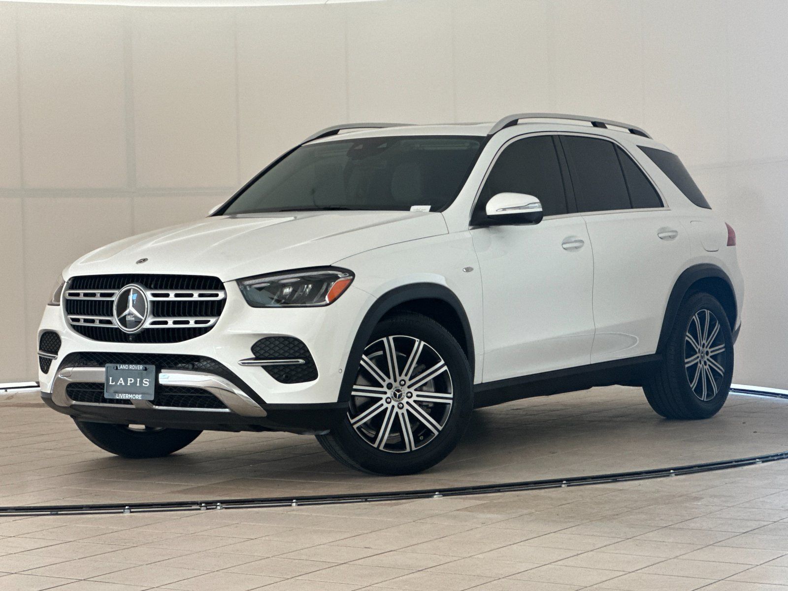 Polar White 2025 Mercedes-Benz GLE SUV / Crossover All-Wheel Drive 9-Speed Automatic