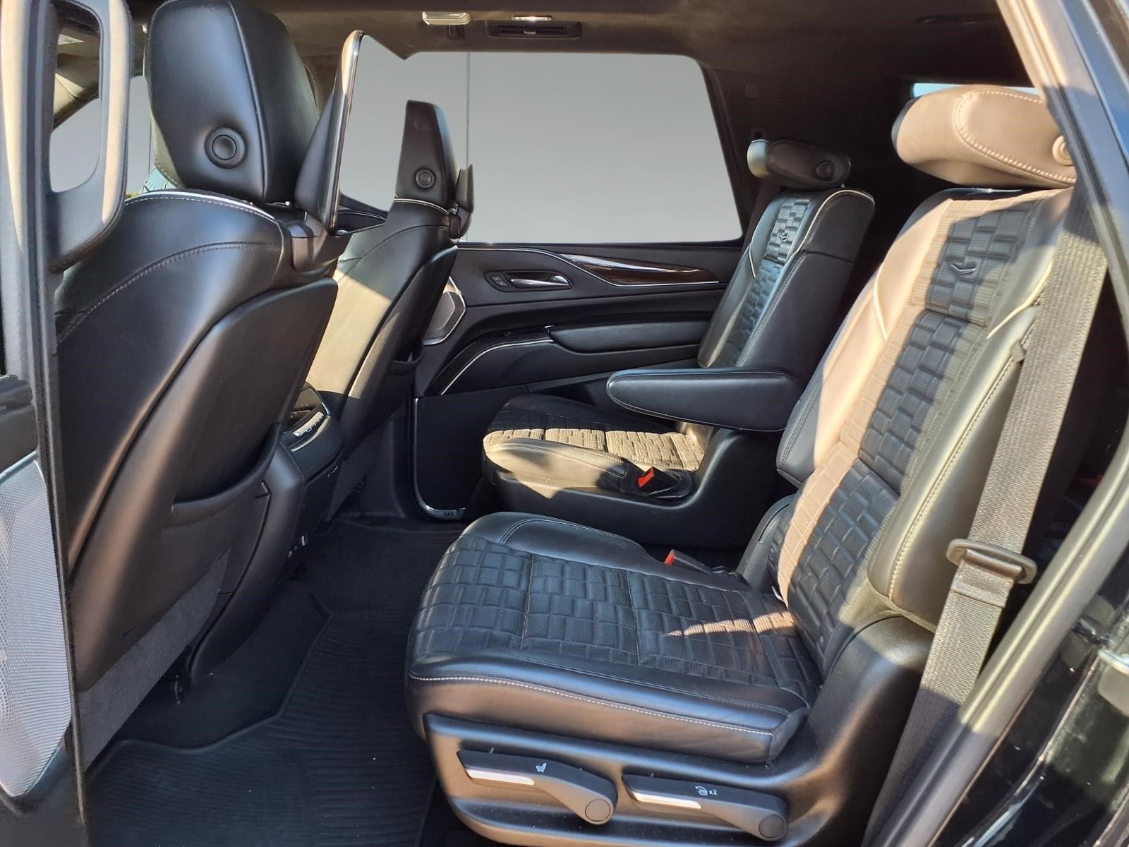 2021 Cadillac Escalade Premium Luxury Platinum Black at Bayway Cadillac Southwest