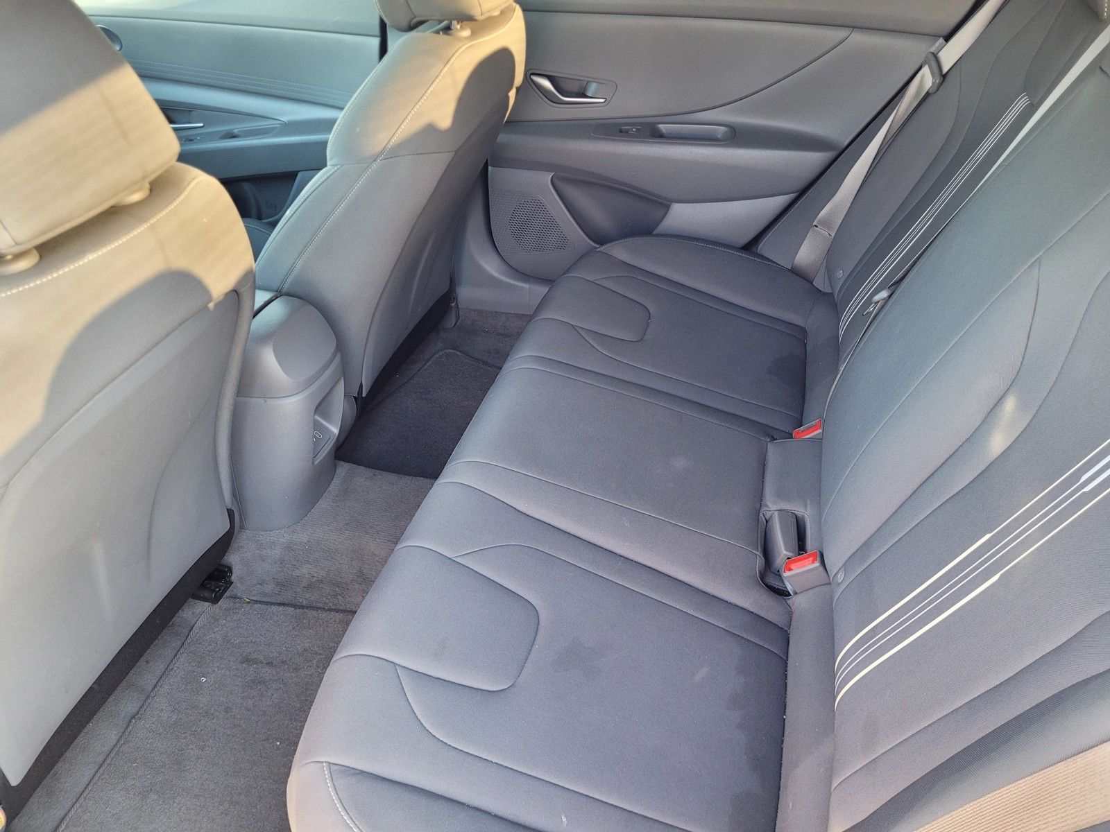 2024 Hyundai Elantra SEL - Photo 18