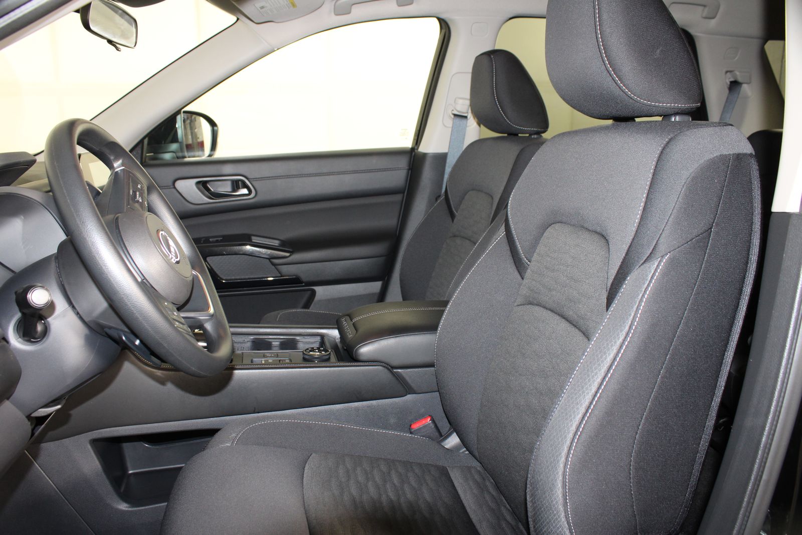 Used 2025 Black Nissan S image 9