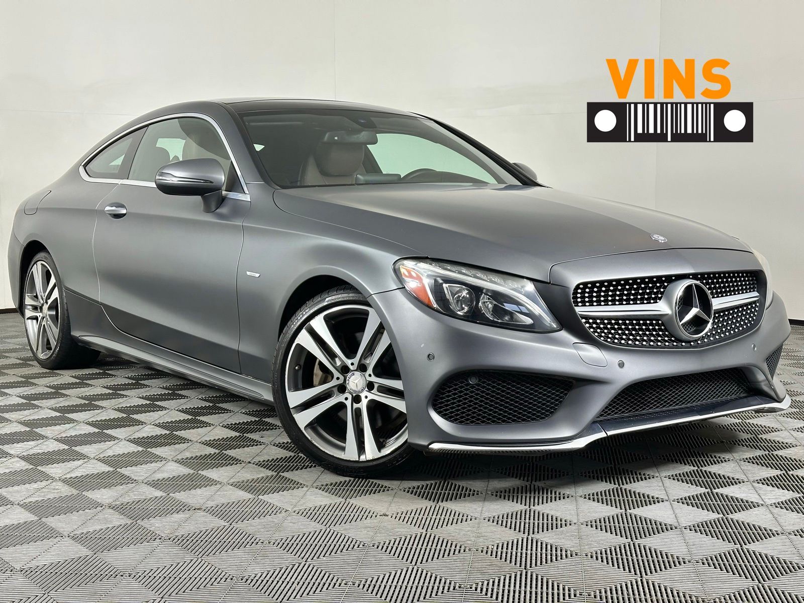 2017 Mercedes-Benz C-Class C300's photo