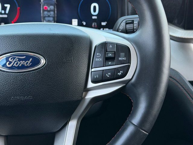 Certified Used 2025 Carbonized Gray Metallic Ford Active image 20