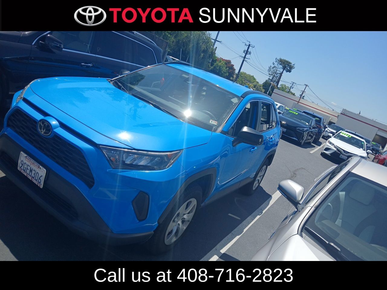 2019 Toyota RAV4 LE FWD's photo