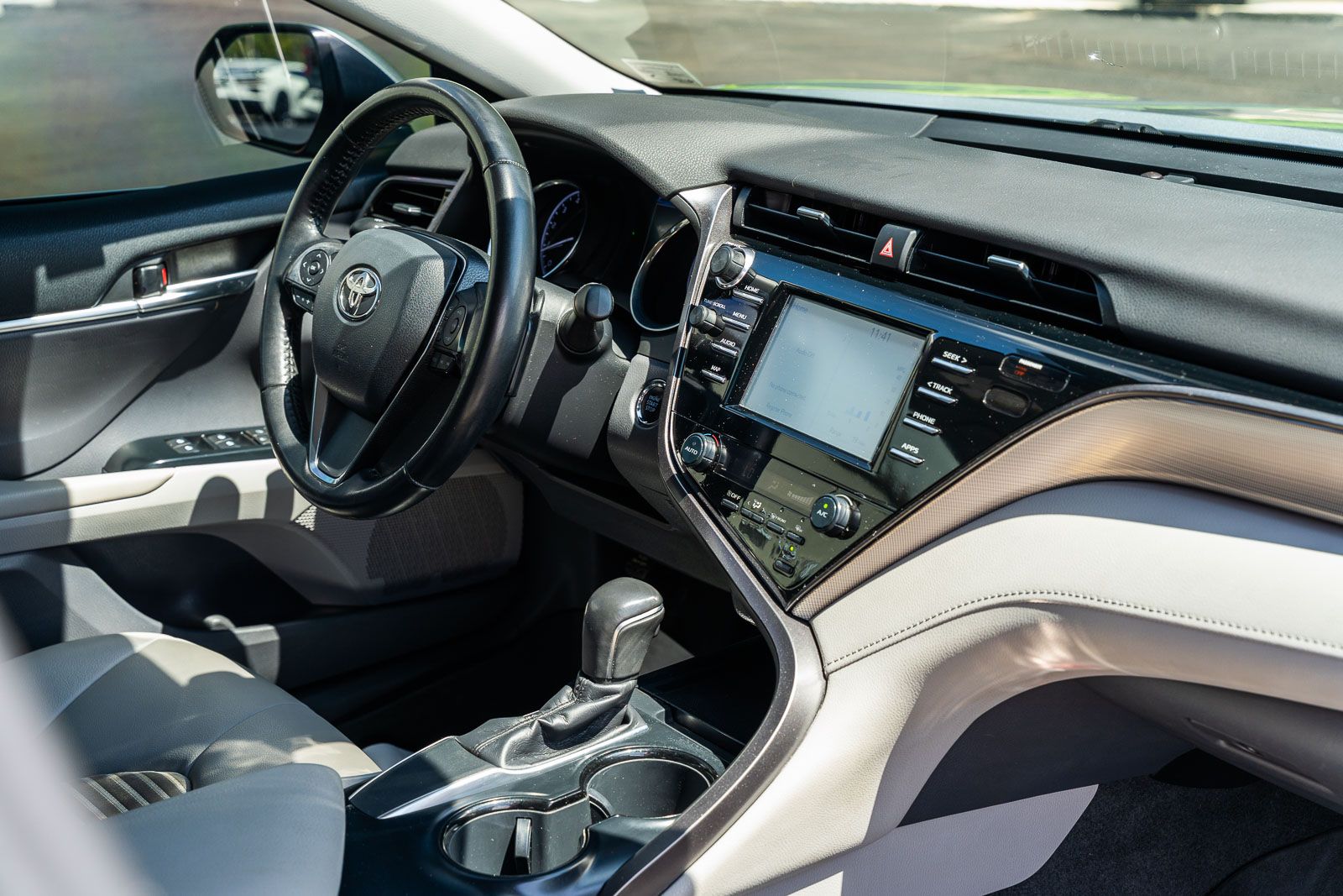 Used 2019 Toyota Camry Sedan