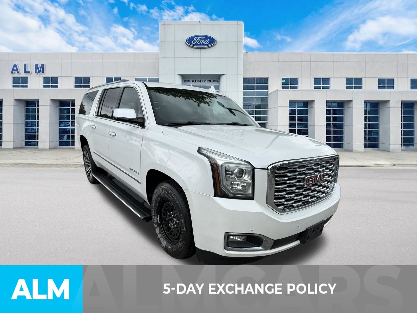 Used 2018 White GMC Denali image 3