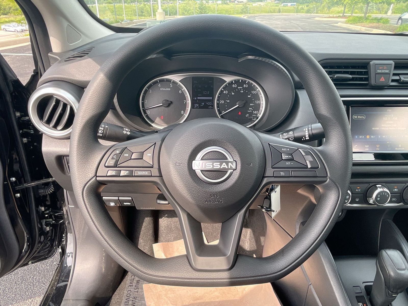 2024 Nissan Versa 1.6 S 11