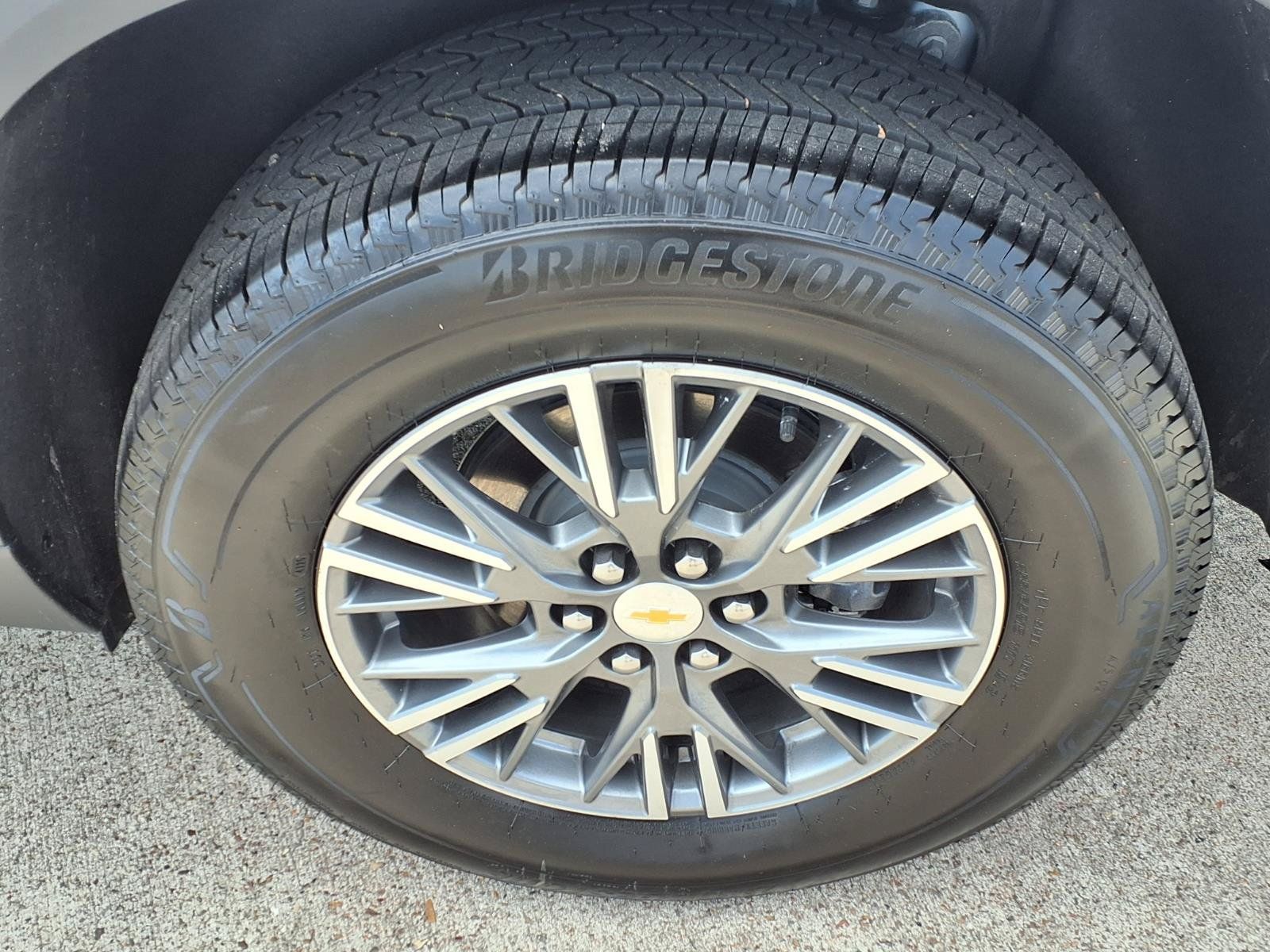 2026 Chevrolet Traverse LT - 9