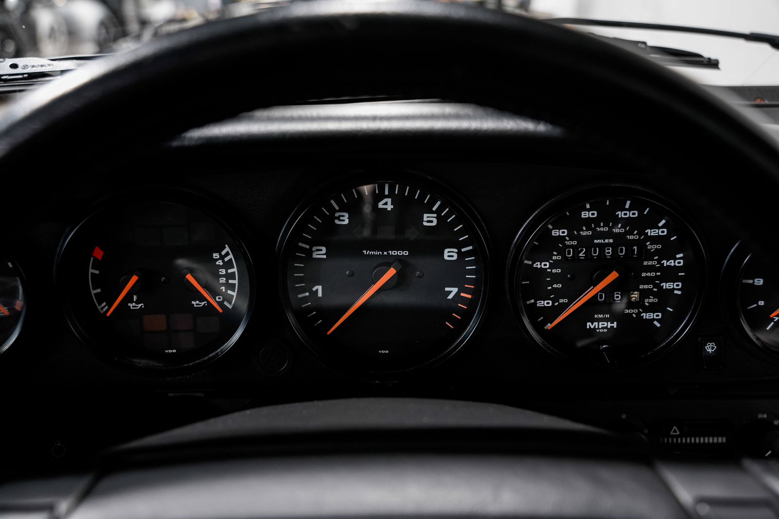 1990 Porsche 911 Carrera — photo 11