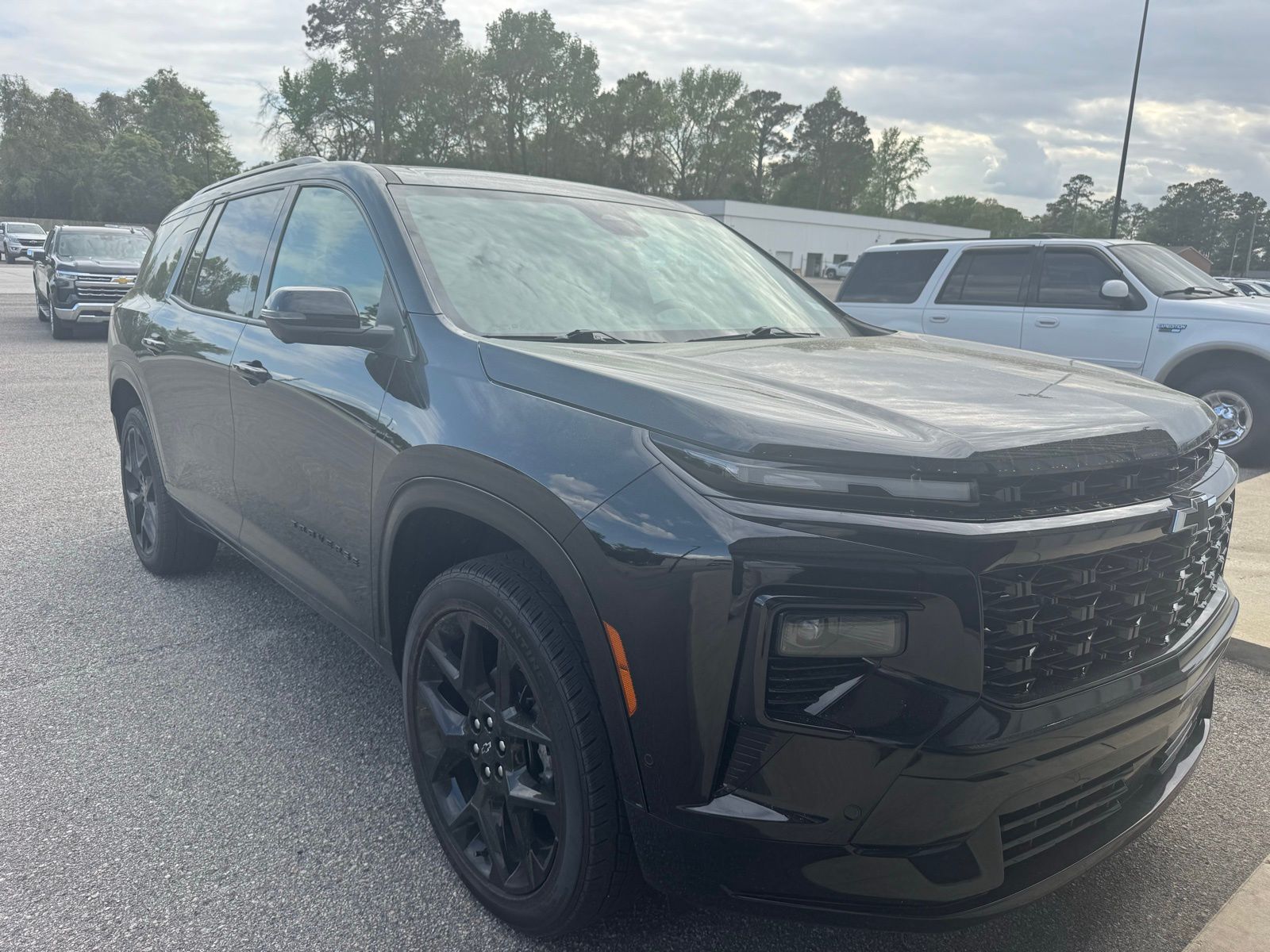 View vehicle photo 2