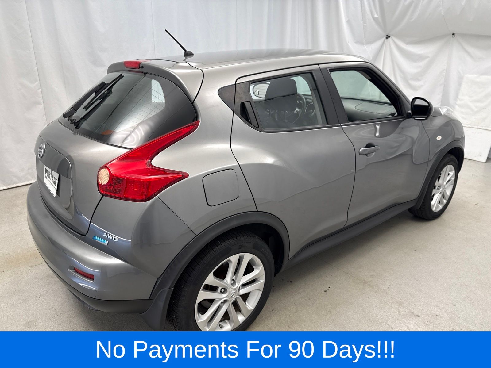 Used 2013 Nissan JUKE S with VIN JN8AF5MV5DT230020 for sale in Portage, WI