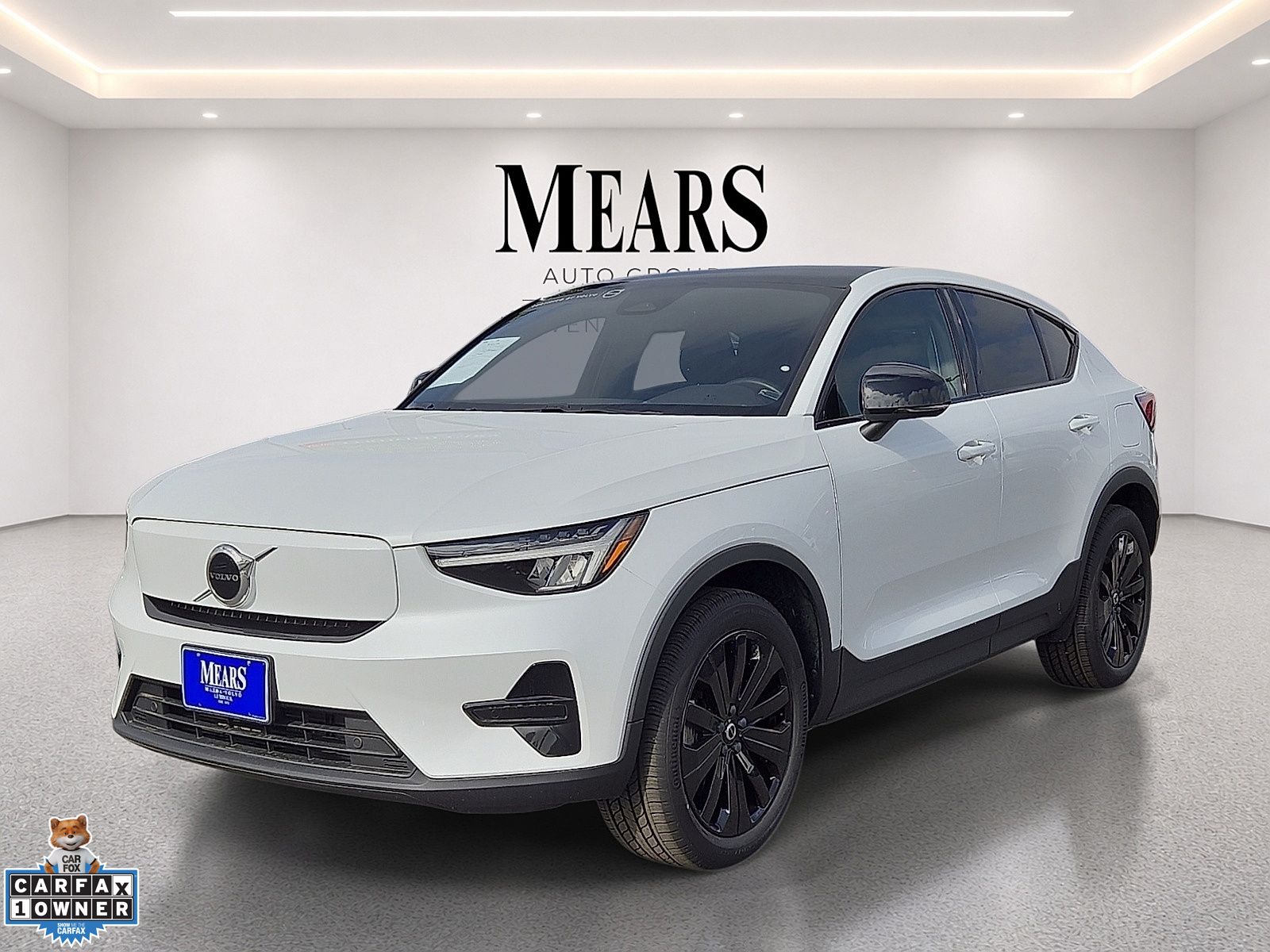 Crystal White Metallic 2023 Volvo C40 Recharge SUV / Crossover All-Wheel Drive 1-Speed Automatic