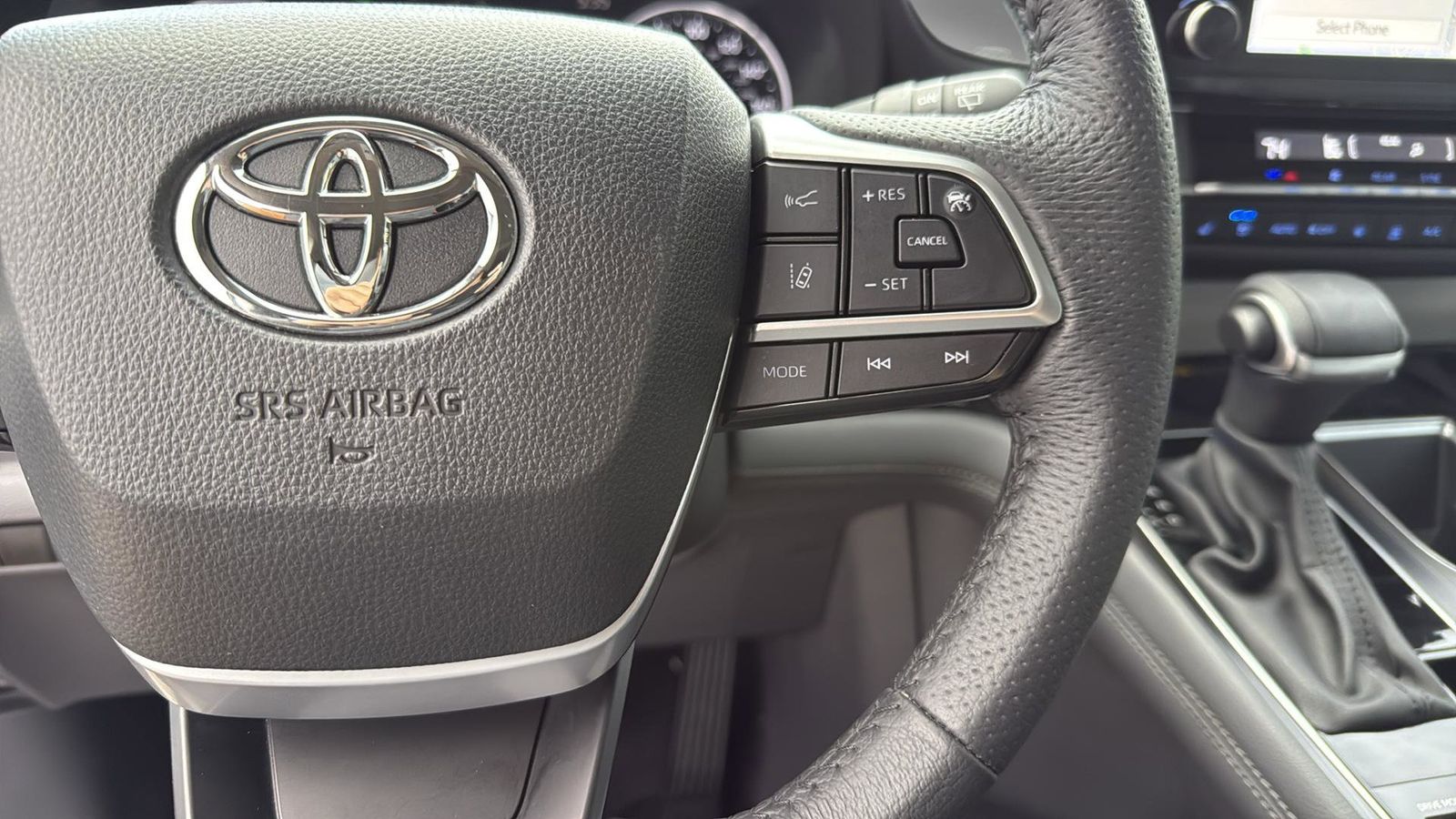 Used Car 2024 Toyota Sienna  Limited For Sale Under $60,000 In Austin, Texas