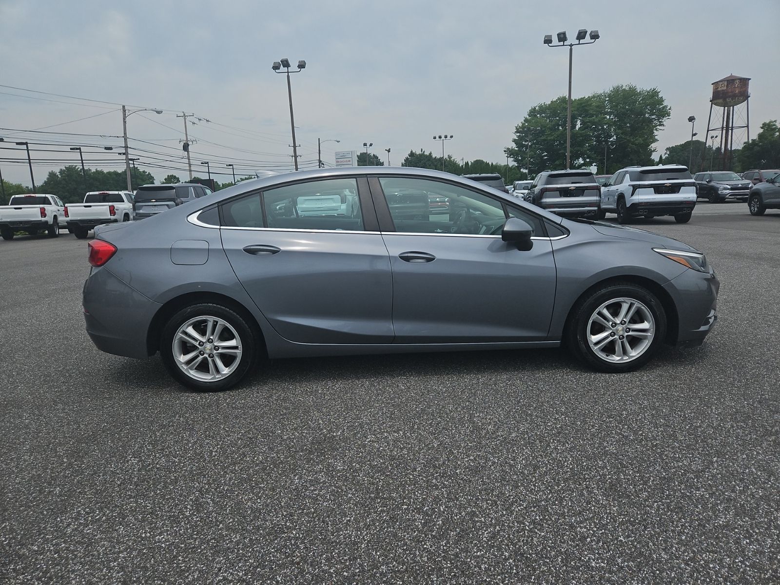 View vehicle photo 5