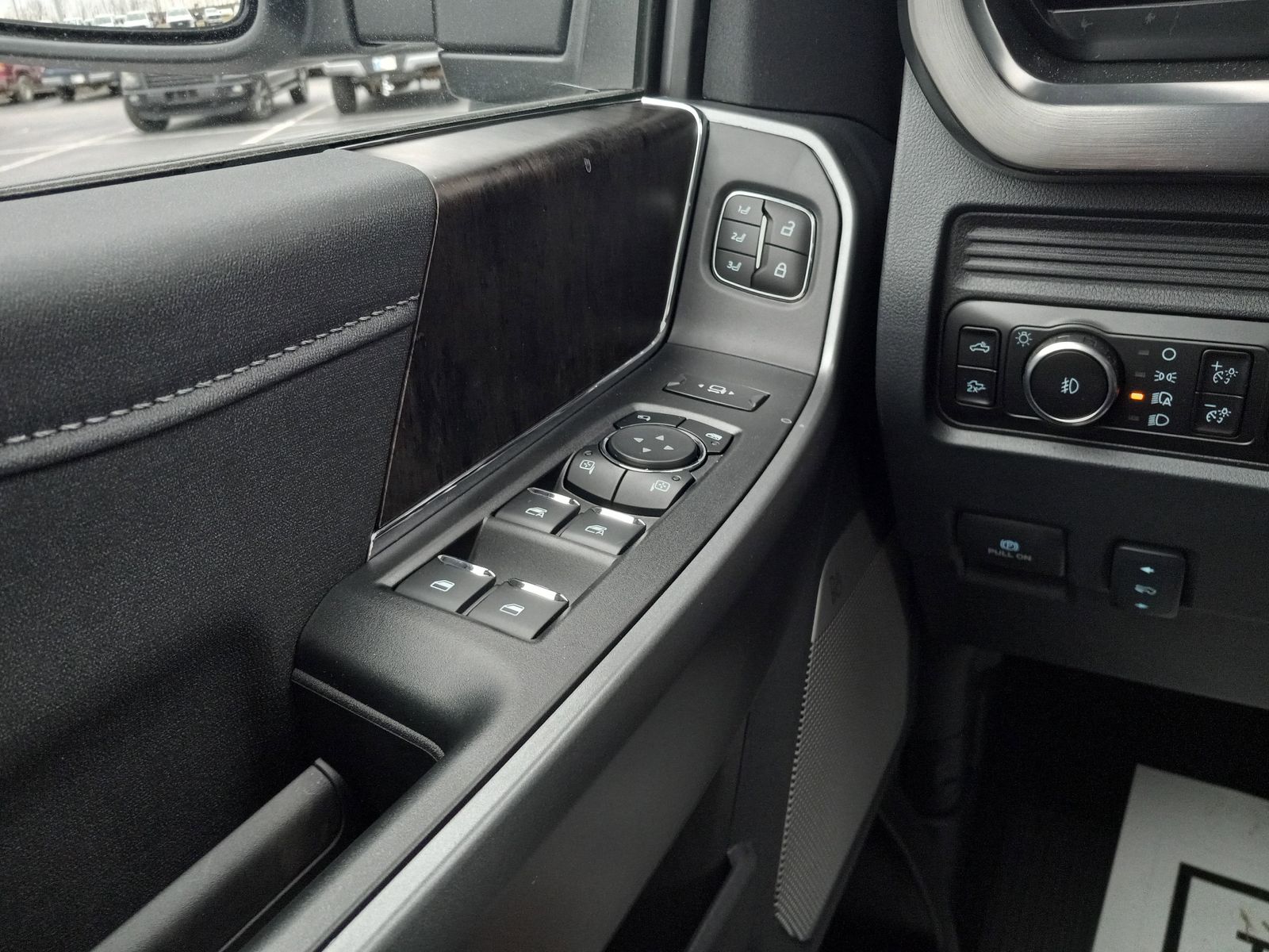 2026 Ford F-350SD image 26