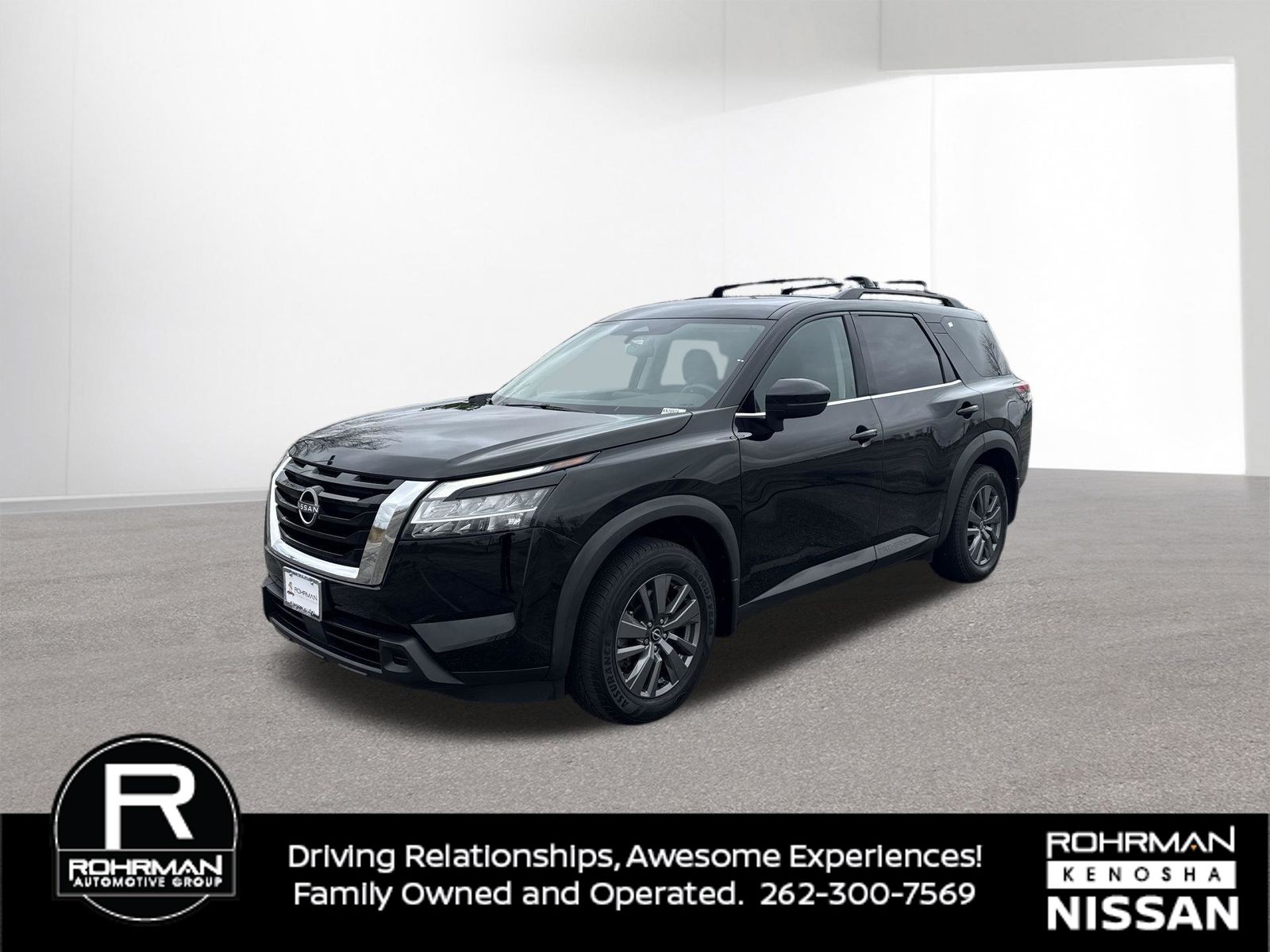 Super Black 2022 Nissan Pathfinder SV 4WD SUV / Crossover All-Wheel Drive 9-Speed Automatic