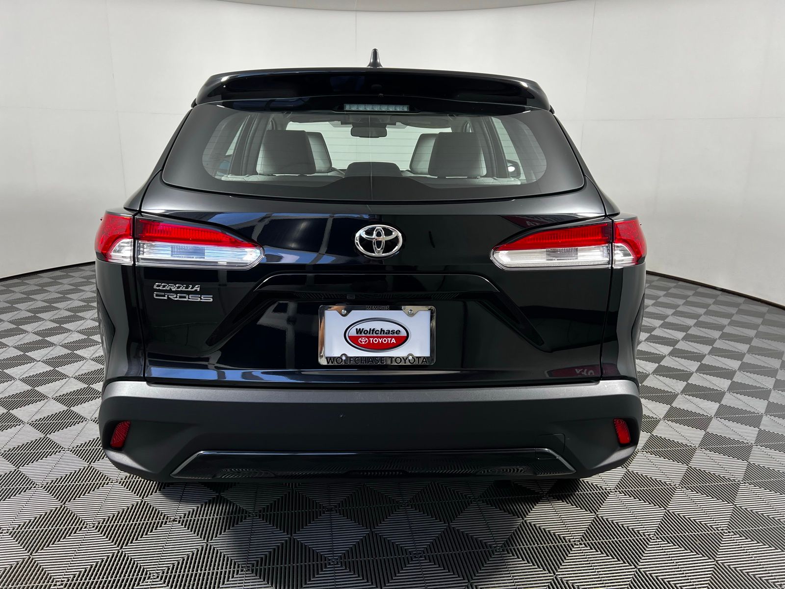 Thumbnail: 2023 Toyota Corolla Cross - 6