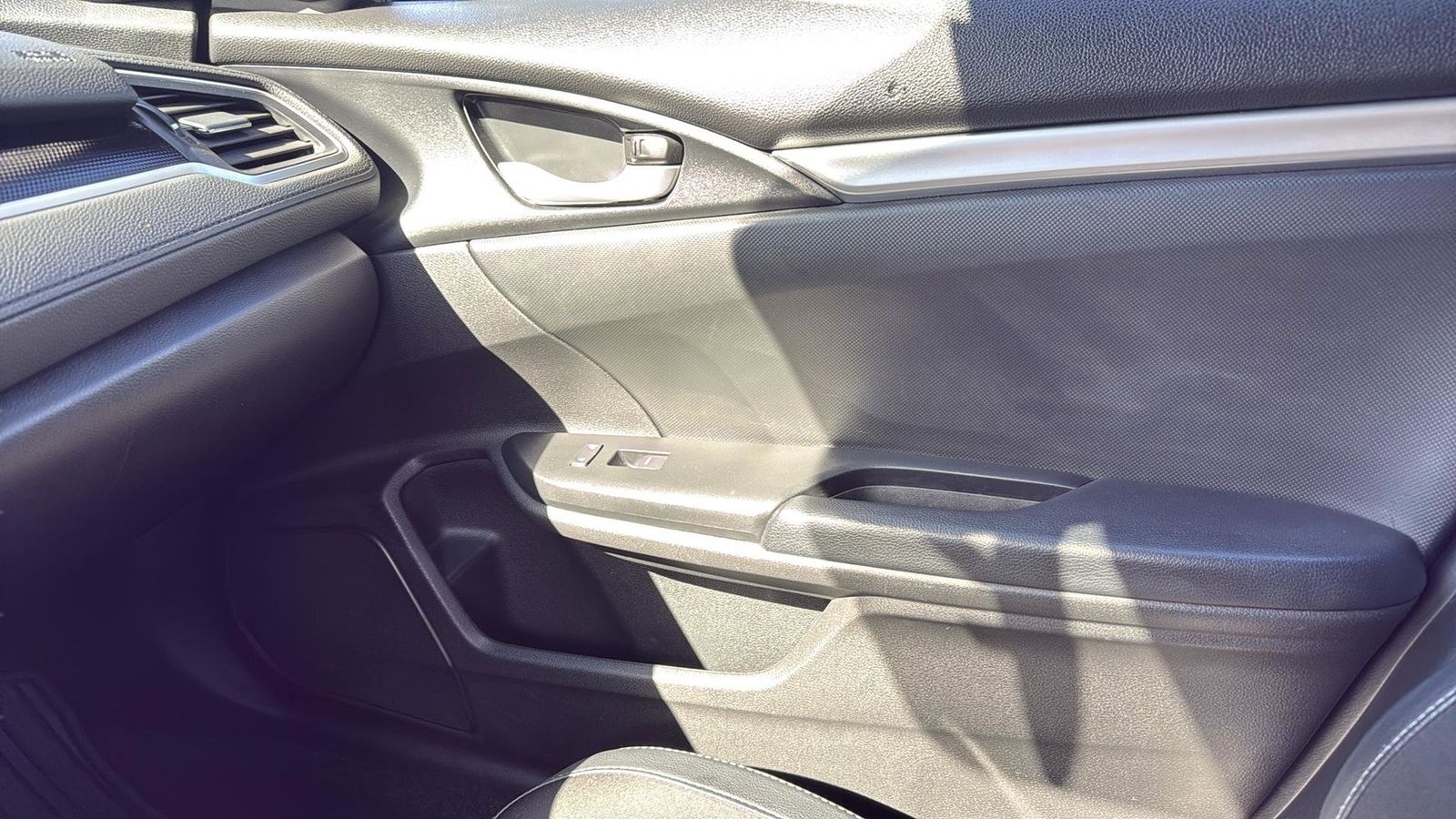 Used Car 2020 Honda Civic  Sport For Sale Under $25,000 In Austin, Texas