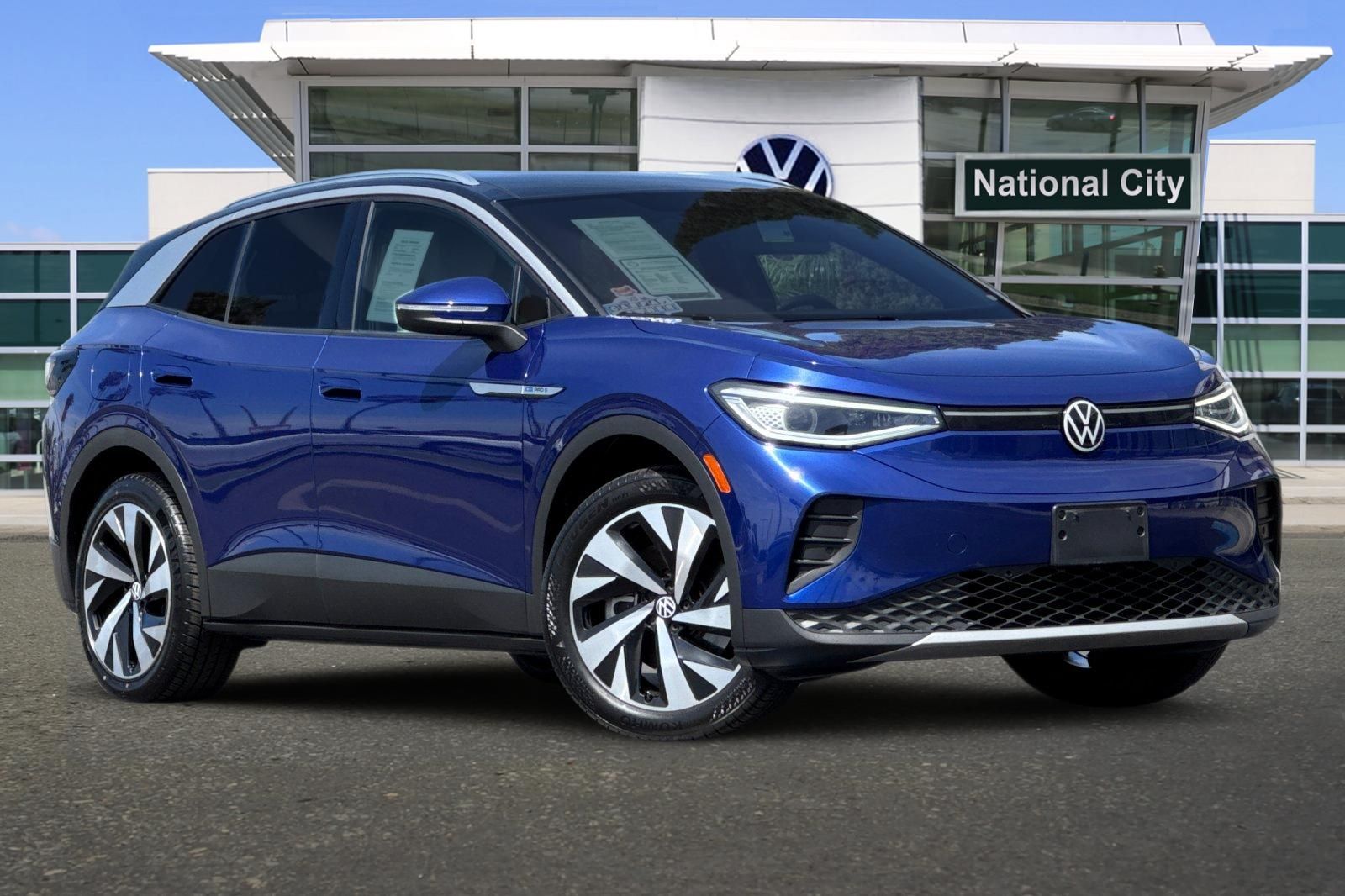 View vehicle photo 2