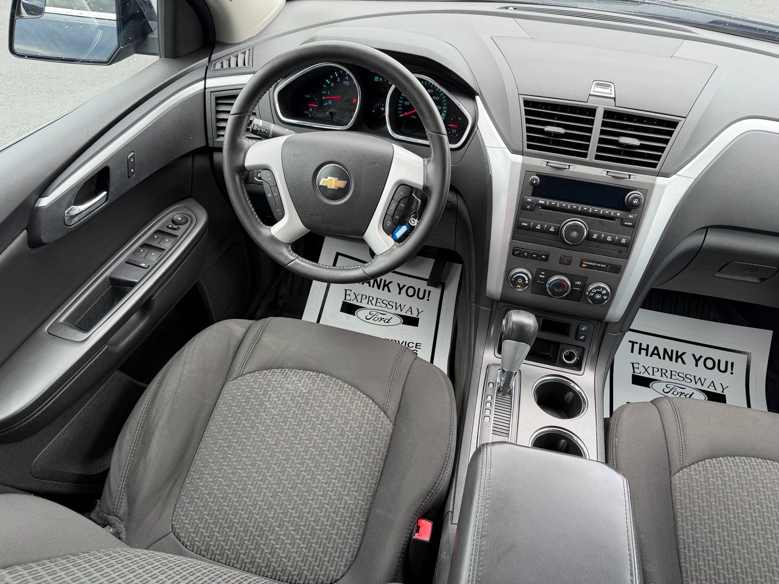 2011 Chevrolet Traverse image 14