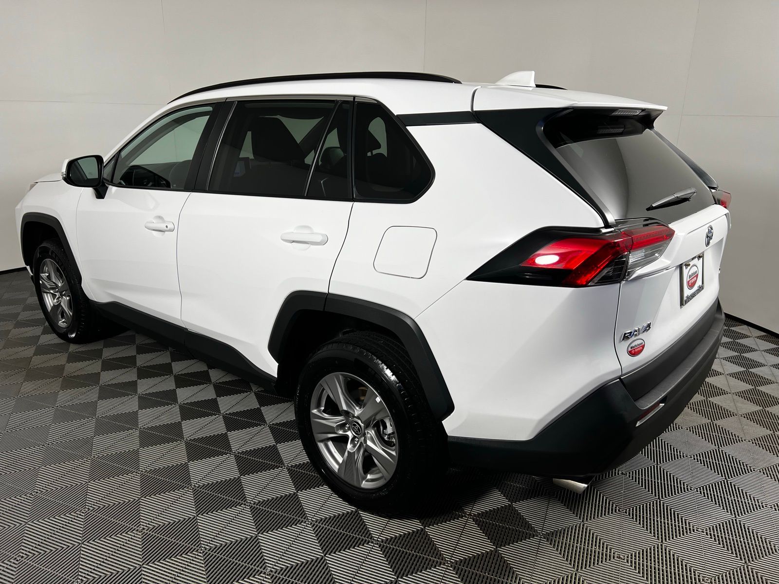 Thumbnail: 2024 Toyota RAV4 - 7