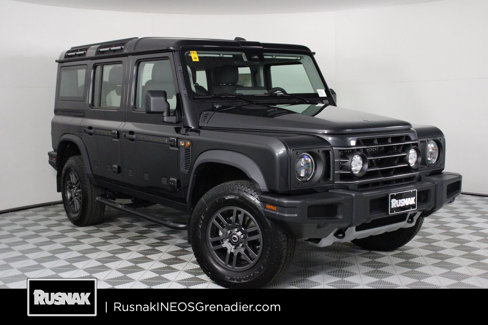 Donny Gray Metallic 2025 Ineos Grenadier SUV / Crossover Four-Wheel Drive 8-Speed Automatic