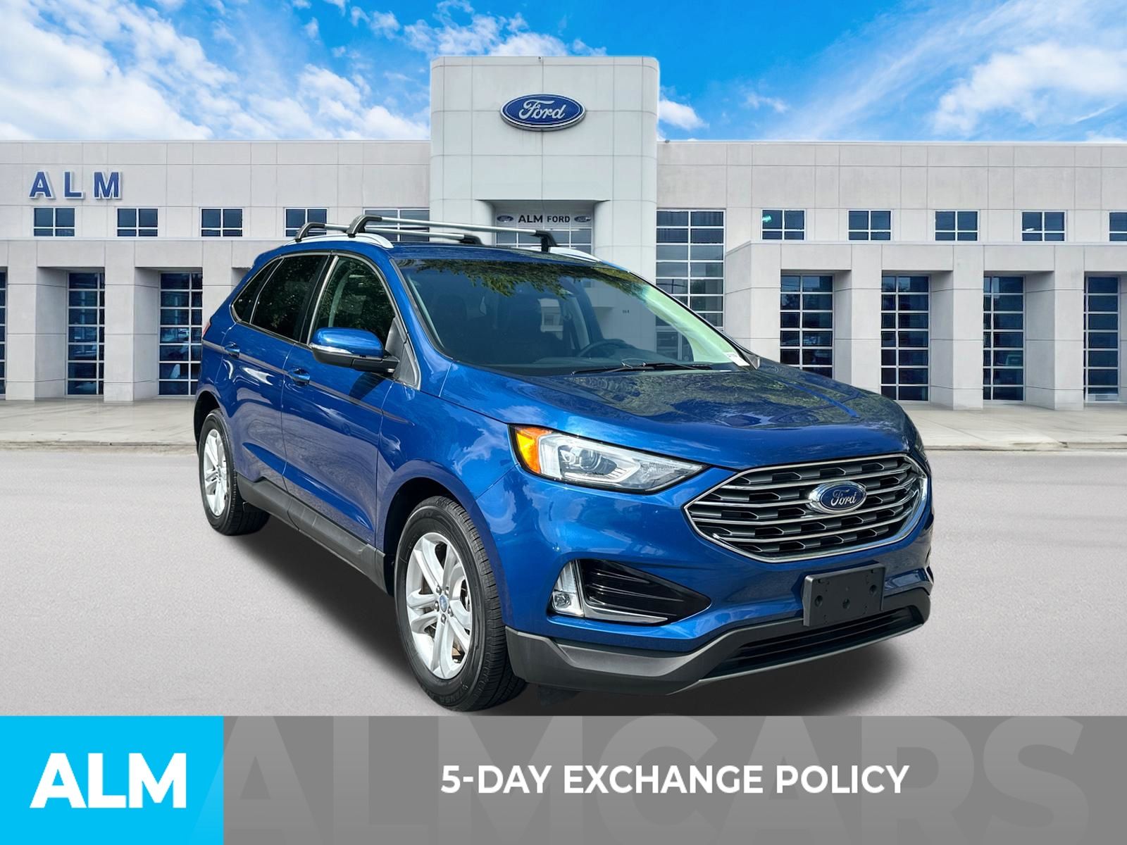Used 2020 Blue Ford SEL image 3