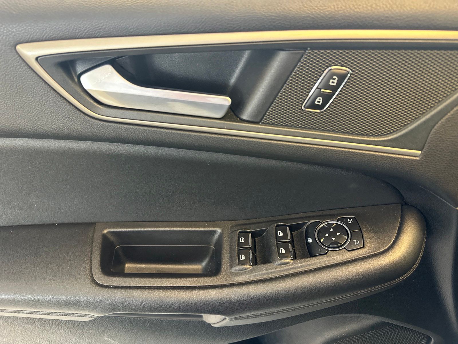 Certified Used 2024 Agate Black Metallic Ford SEL image 20
